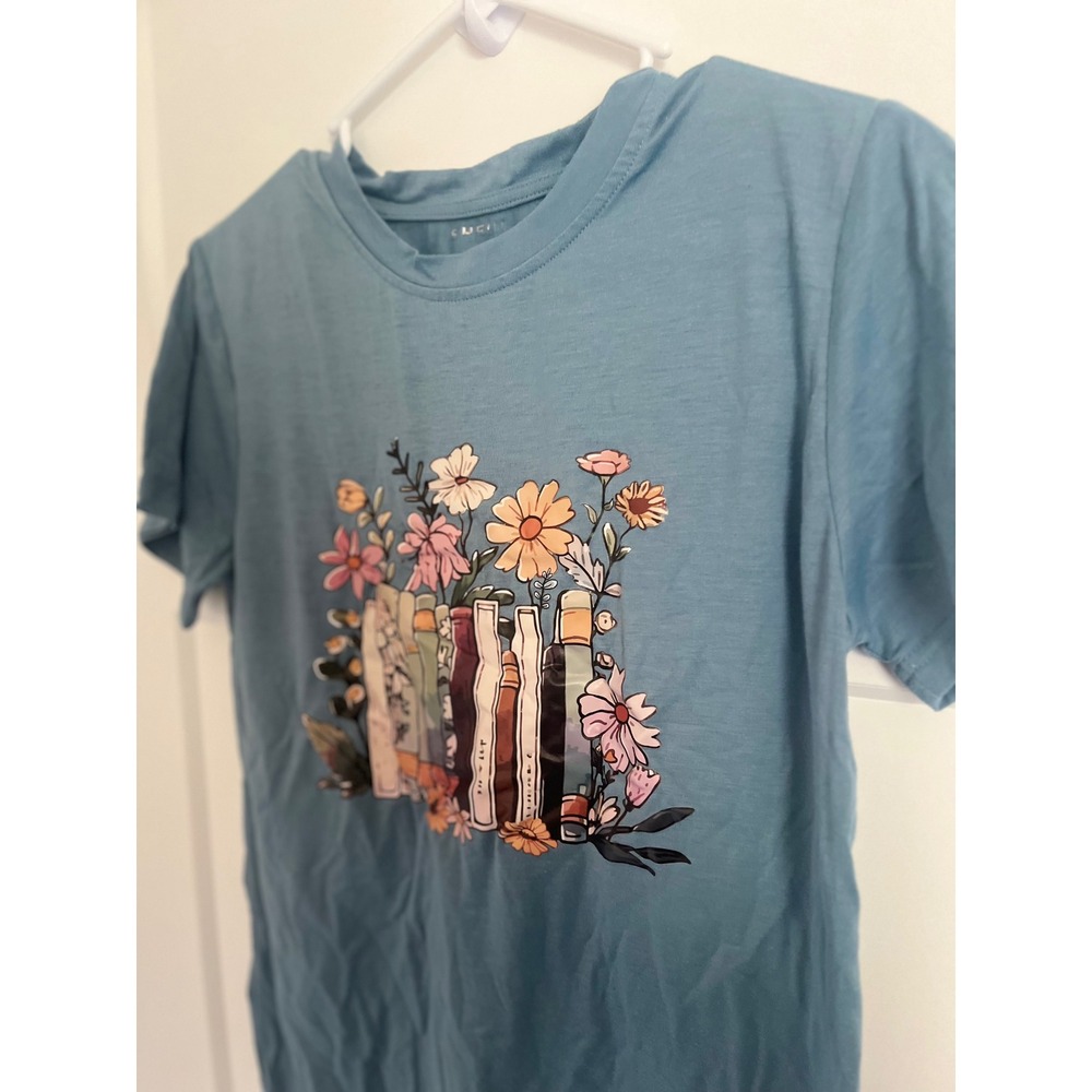 SHEIN Women Blue Floral Book Graphic Tee Short Sleeve Crewneck T-Shirt Small